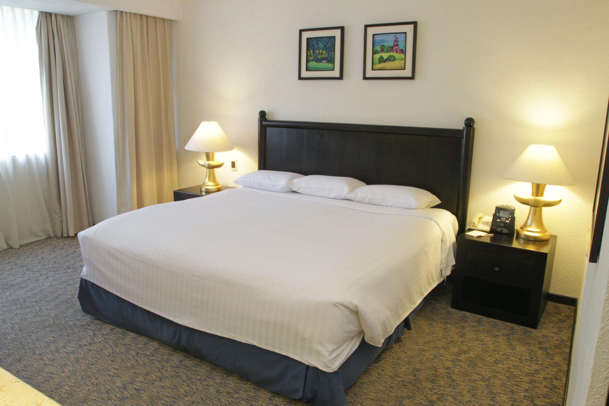 Marriott Puebla Hotel Meson Del Angel Buitenkant foto