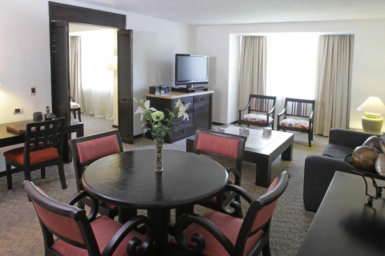 Marriott Puebla Hotel Meson Del Angel Buitenkant foto
