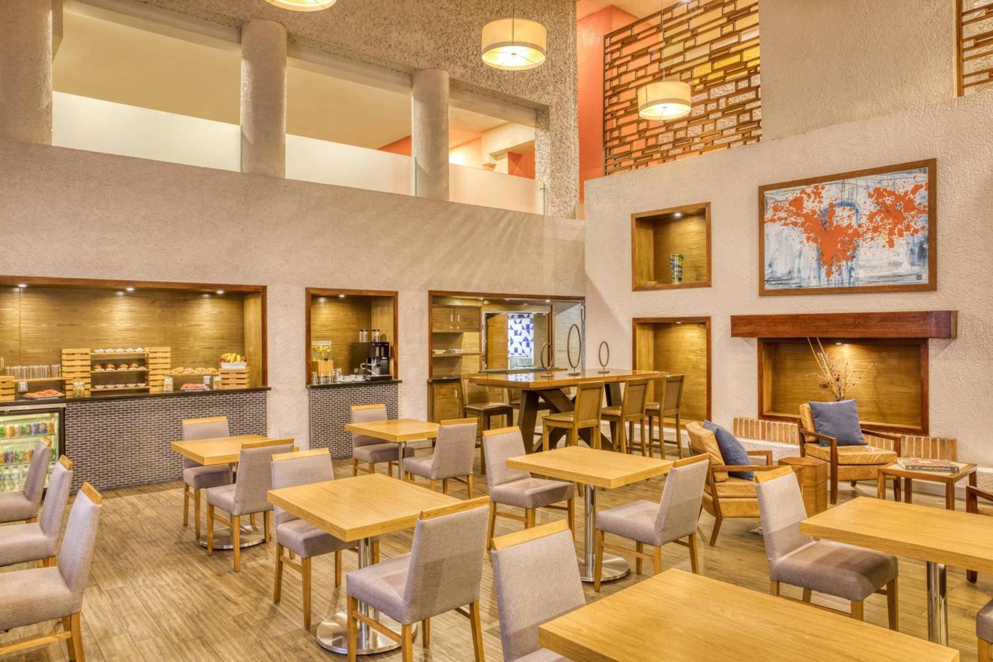 Marriott Puebla Hotel Meson Del Angel Buitenkant foto